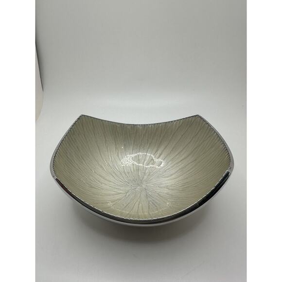 Simply Designz Silver/White Enamel Inside Silver Outside 5" Serving Bowls Decor - Picture 5 of 15